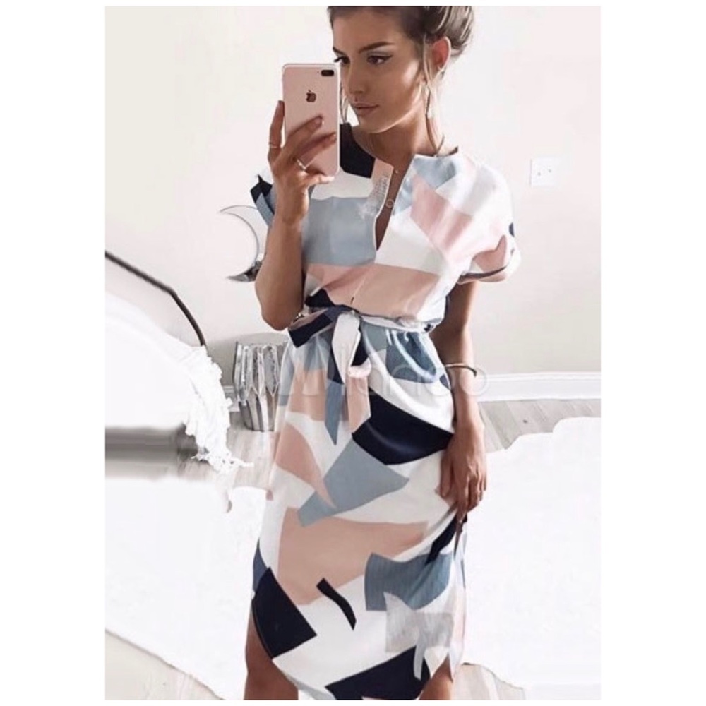 Retro take on BOLD midi dress